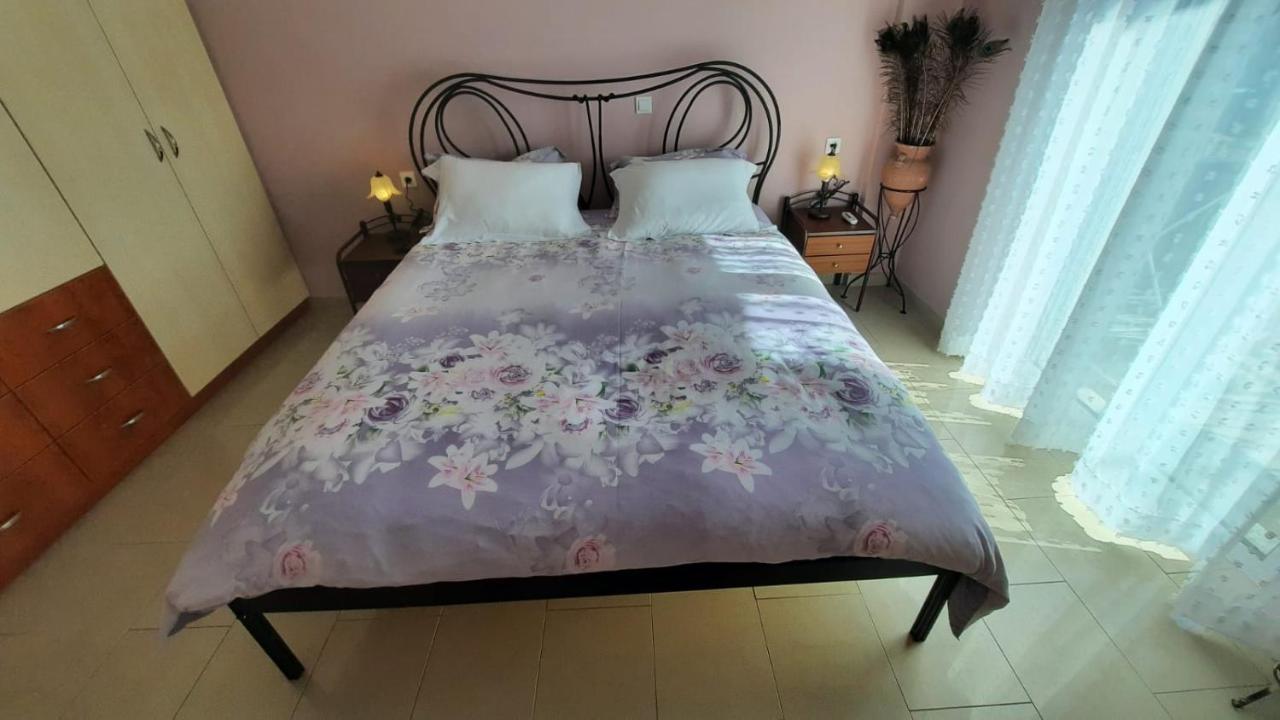 Ioannis - Room With Balcony Near Limnopula Gavrolimni Екстер'єр фото